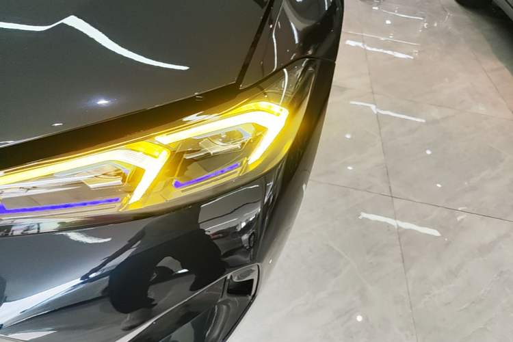 Used BMW 3 Series 2023 330i M Sport Night Edition Package Left Front Headlight