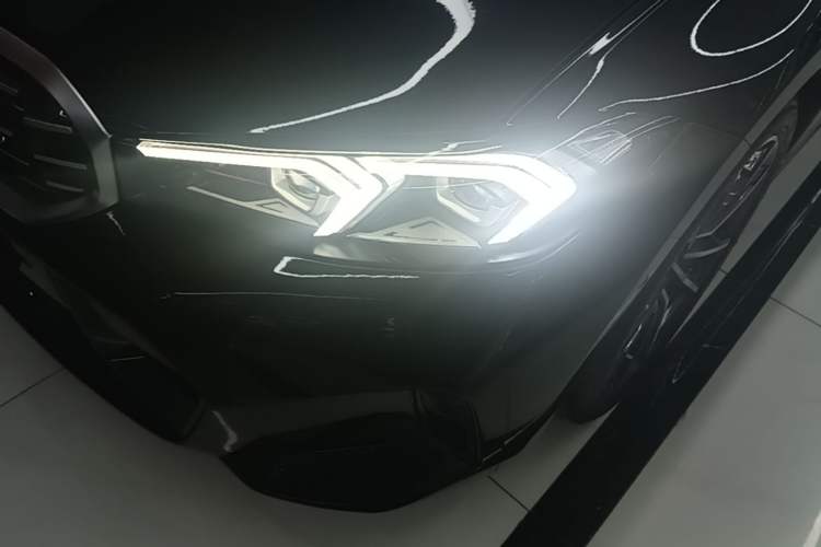 Used BMW 3 Series 2023 325Li M Sport Package Left Front Headlight