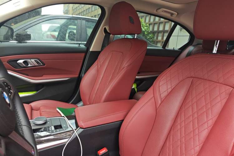 Used BMW 3 Series 2023 325Li M Sport Package Left Front Seat