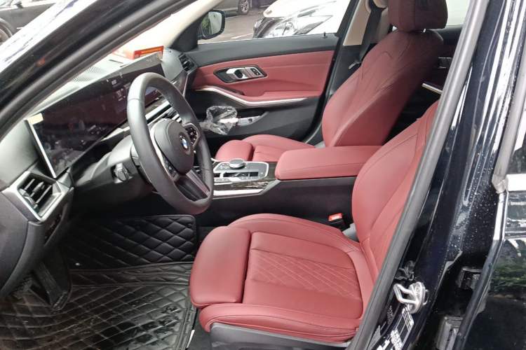 Used BMW 3 Series 2023 325Li M Sport Package Left Front Seat