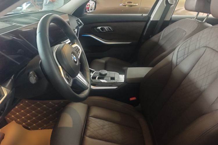 Used BMW 3 Series 2023 325Li M Sport Package Left Front Seat