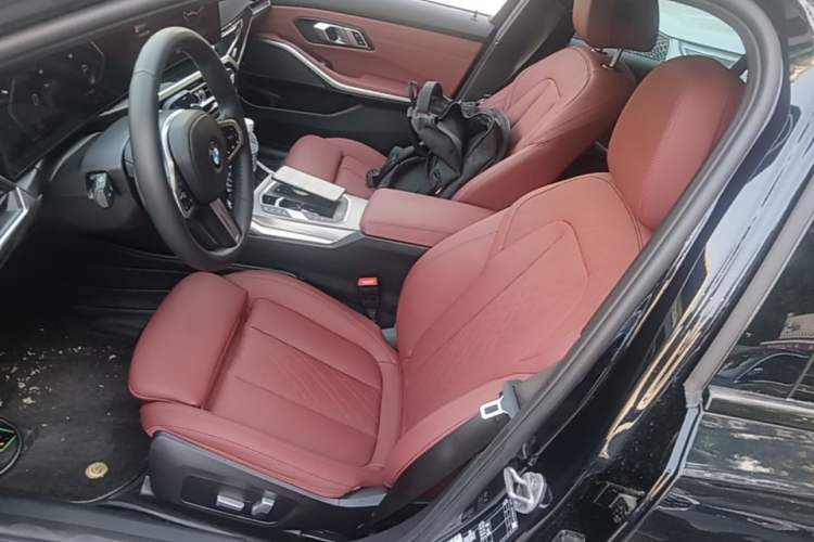Used BMW 3 Series 2023 325i M Sport Night Edition Package Left Front Seat
