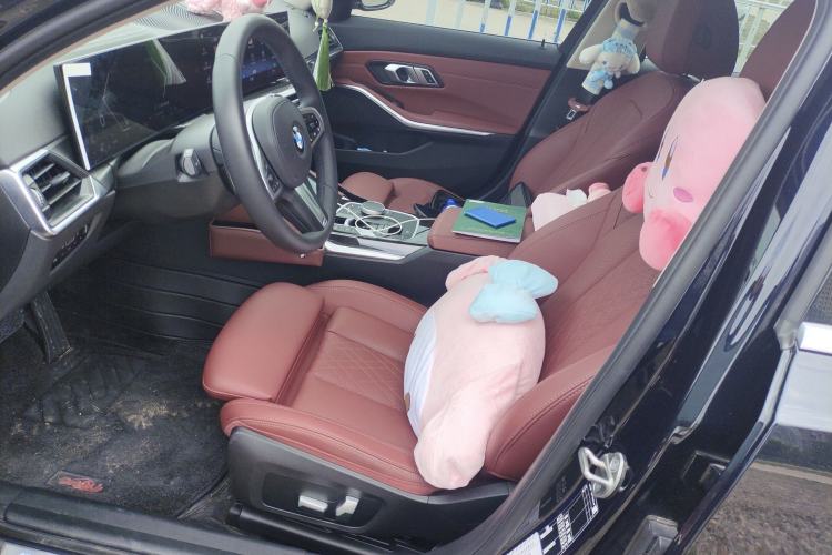 Used BMW 3 Series 2023 325Li M Sport Package Left Front Seat
