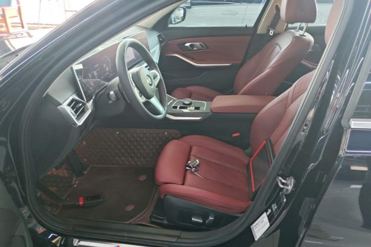 Used BMW 3 Series 2023 325i M Sport Package Left Front Seat