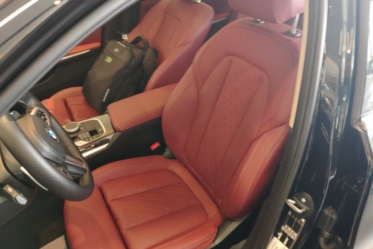 Used BMW 3 Series 2023 325Li M Sport Package Left Front Seat