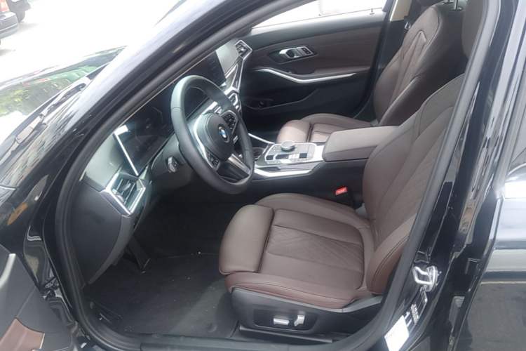 Used BMW 3 Series 2023 325Li M Sport Package Left Front Seat