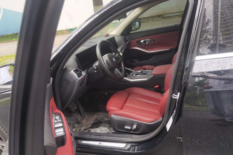 Used BMW 3 Series 2023 325i M Sport Package Left Front Seat