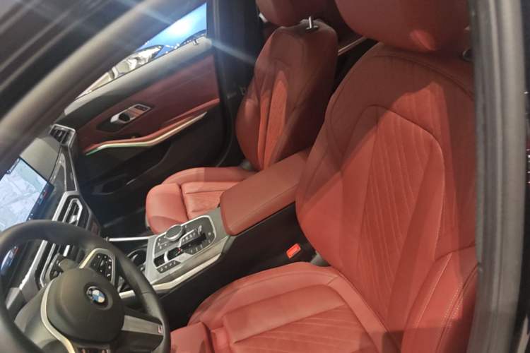 Used BMW 3 Series 2023 330i M Sport Night Edition Package Left Front Seat