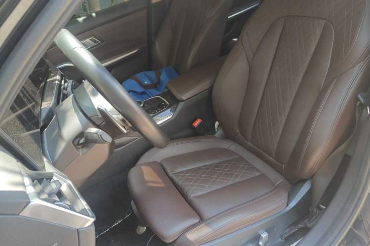 Used BMW 3 Series 2023 325Li M Sport Package Left Front Seat