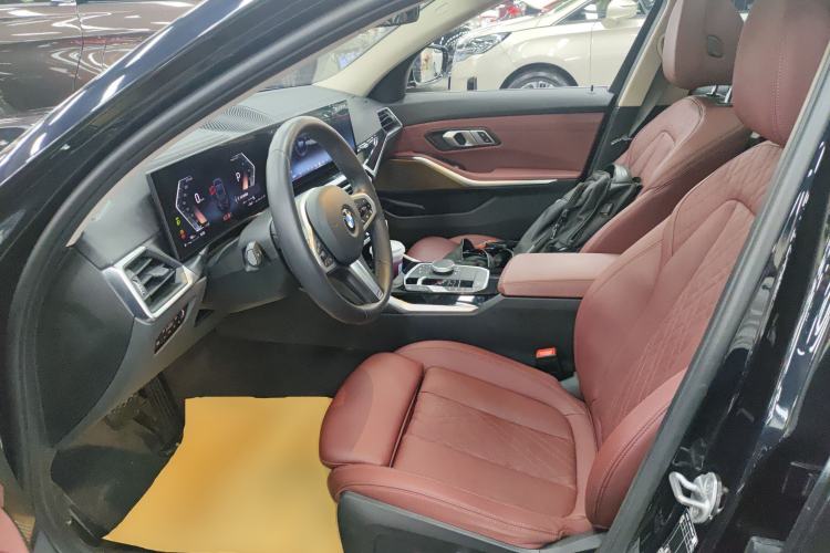 Used BMW 3 Series 2023 320Li M Sport Package Left Front Seat
