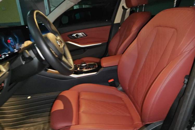 Used BMW 3 Series 2023 320Li M Sport Package Left Front Seat