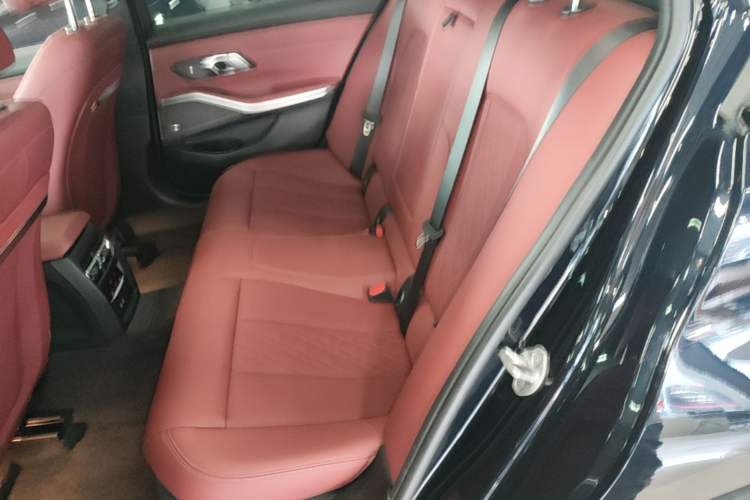 Used BMW 3 Series 2023 330i M Sport Night Edition Package Left Rear Seat