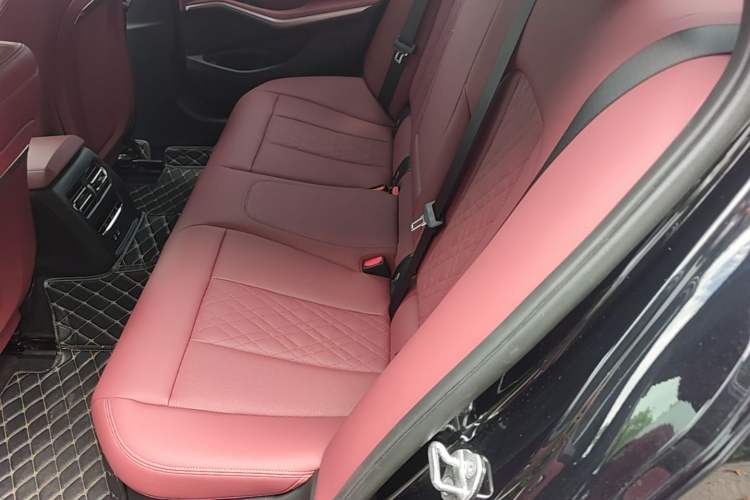 Used BMW 3 Series 2023 325i M Sport Package Left Rear Seat