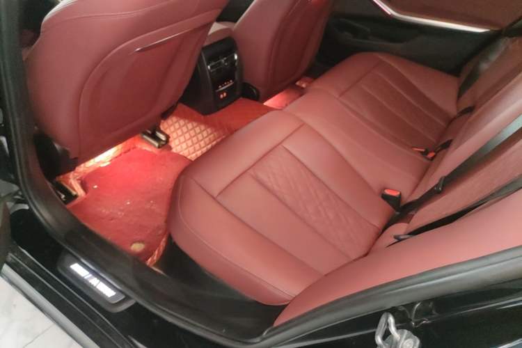Used BMW 3 Series 2023 325Li M Sport Night Edition Package Left Rear Seat