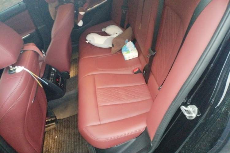 Used BMW 3 Series 2023 325i M Sport Night Edition Package Left Rear Seat