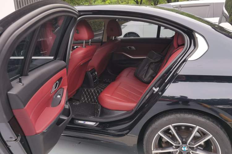Used BMW 3 Series 2023 325Li M Sport Package Left Rear Seat