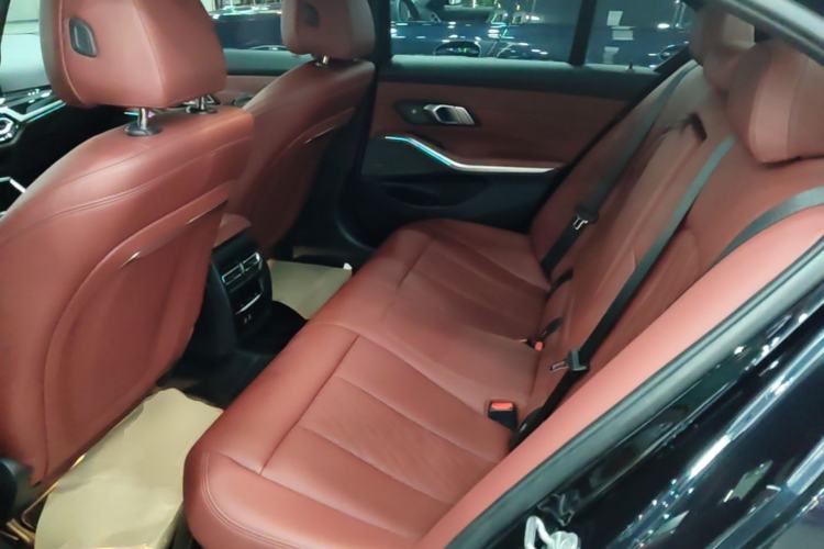 Used BMW 3 Series 2023 330i M Sport Night Edition Package Left Rear Seat