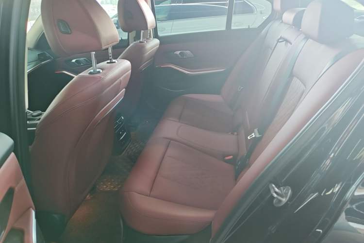 Used BMW 3 Series 2023 325i M Sport Package Left Rear Seat