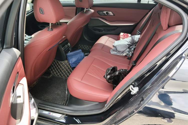 Used BMW 3 Series 2023 325Li M Sport Night Edition Package Left Rear Seat