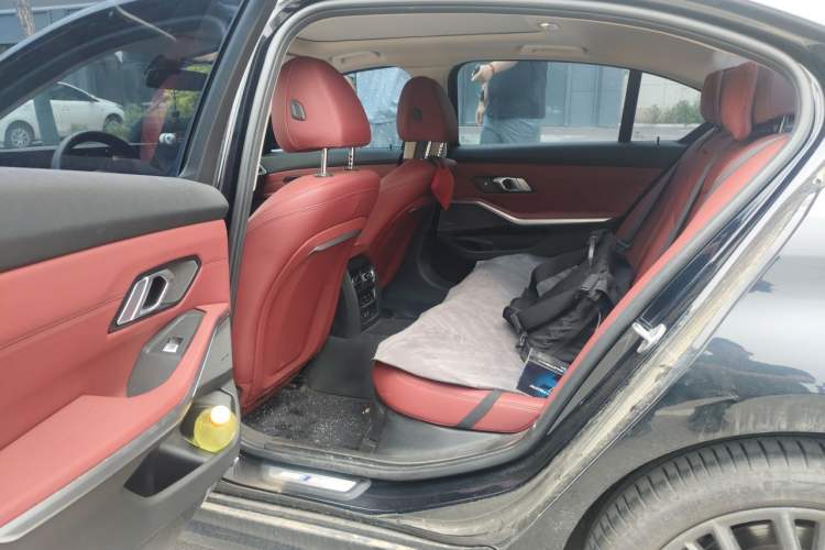 Used BMW 3 Series 2023 325Li M Sport Night Edition Package Left Rear Seat