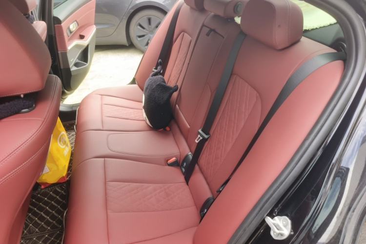 Used BMW 3 Series 2023 325i M Sport Night Edition Package Left Rear Seat
