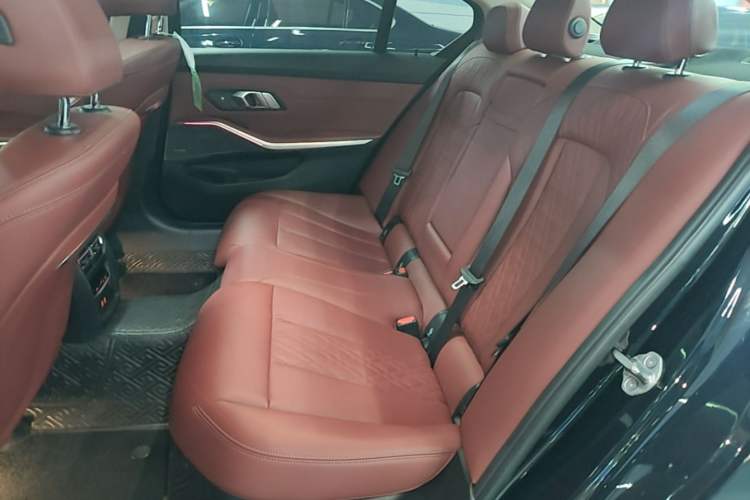 Used BMW 3 Series 2023 325Li M Sport Night Edition Package Left Rear Seat