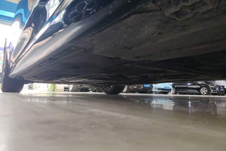 Used BMW 3 Series 2023 320Li M Sport Package Left Side Sill