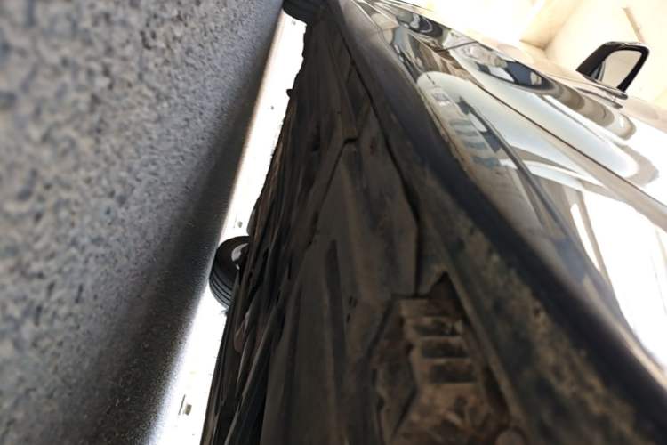 Used BMW 3 Series 2023 325Li M Sport Package Left Side Sill