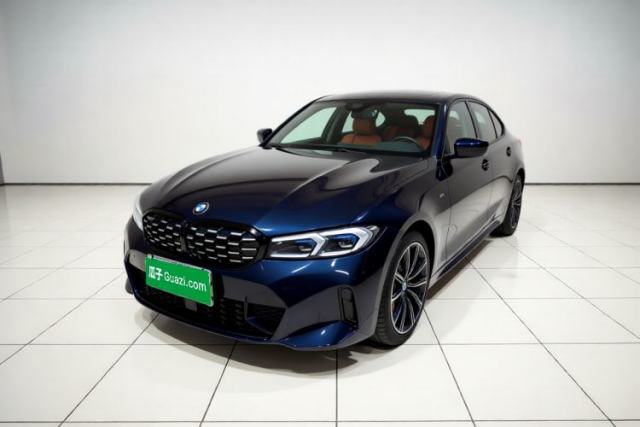 Ojetý BMW 3 Series 2023 330Li M Sport Night Edition Package