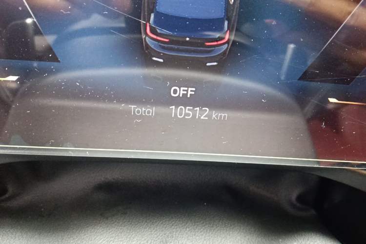 Used BMW 3 Series 2023 325Li M Sport Package Odometer Close Up