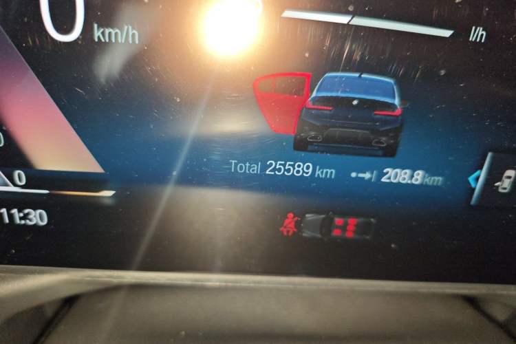 Used BMW 3 Series 2023 325i M Sport Package Odometer Close Up
