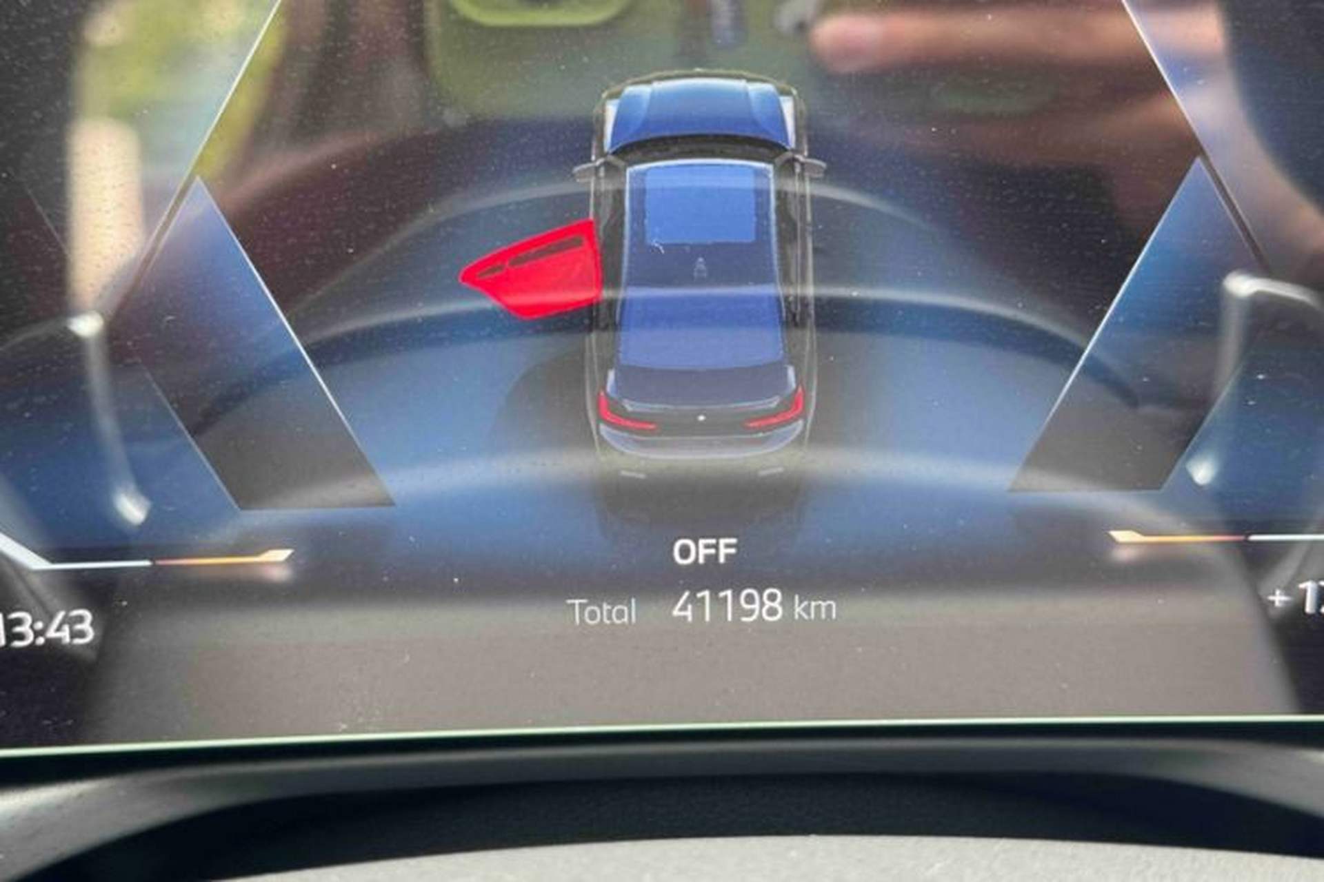 Used BMW 3 Series 2023 325Li M Sport Night Edition Package Odometer Close Up