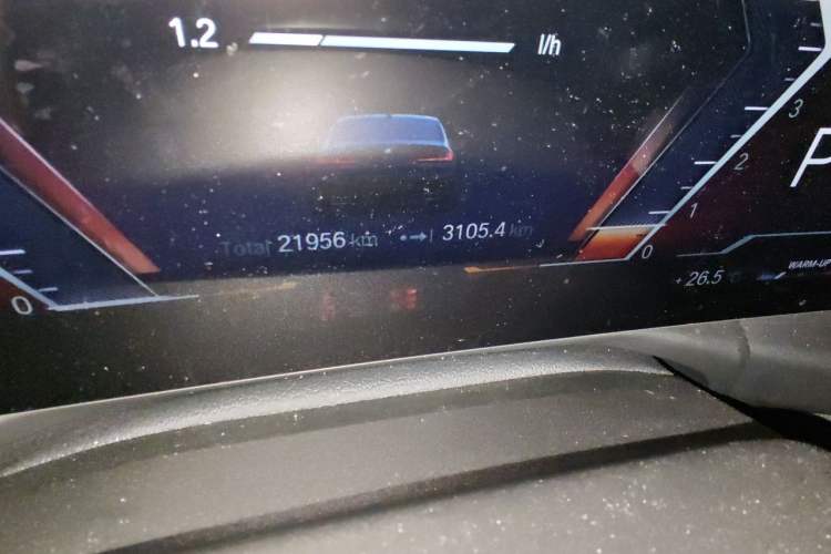 Used BMW 3 Series 2023 320Li M Sport Package Odometer Close Up