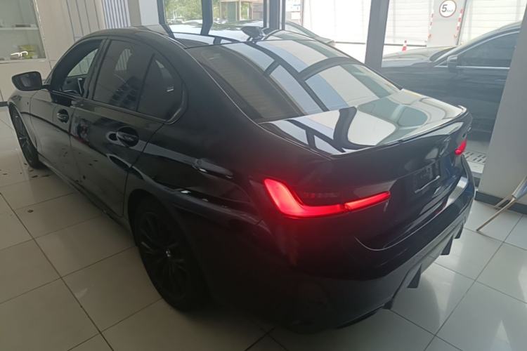 Used BMW 3 Series 2023 325i M Sport Night Edition Package Rear Left 45 Deg