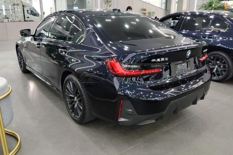 Used BMW 3 Series 2023 330i M Sport Night Edition Package Rear Left 45 Deg