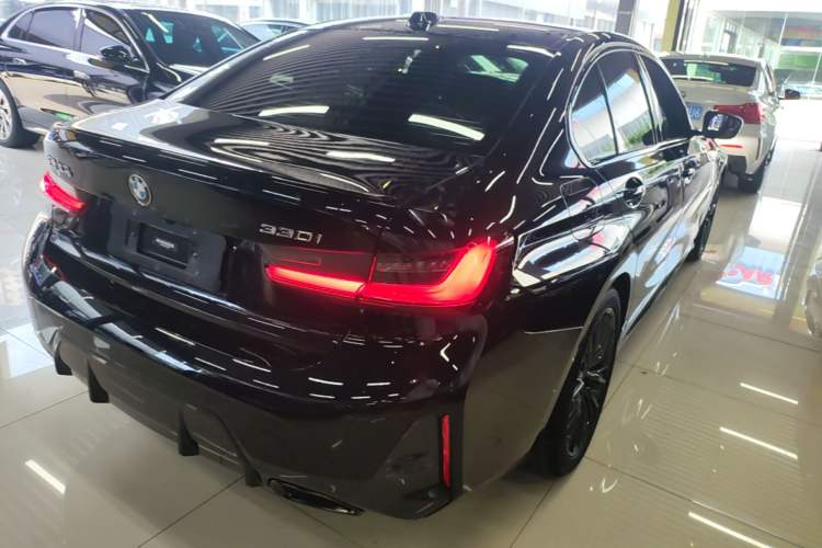 Used BMW 3 Series 2023 330i M Sport Night Edition Package Rear Right 45 Deg