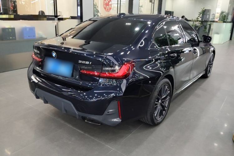 Used BMW 3 Series 2023 325i M Sport Night Edition Package Rear Right 45 Deg