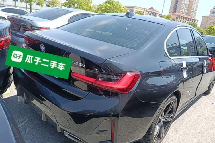 Used BMW 3 Series 2023 325i M Sport Package Rear Right 45 Deg