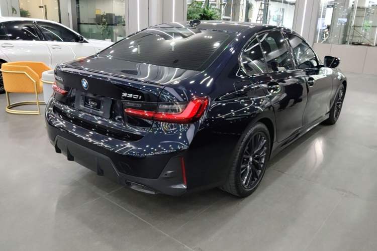 Used BMW 3 Series 2023 330i M Sport Night Edition Package Rear Right 45 Deg