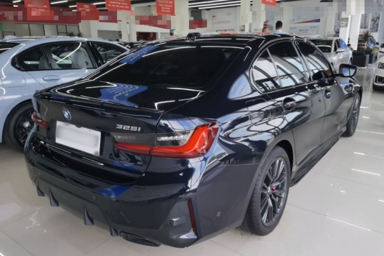 Used BMW 3 Series 2023 325i M Sport Night Edition Package Rear Right 45 Deg