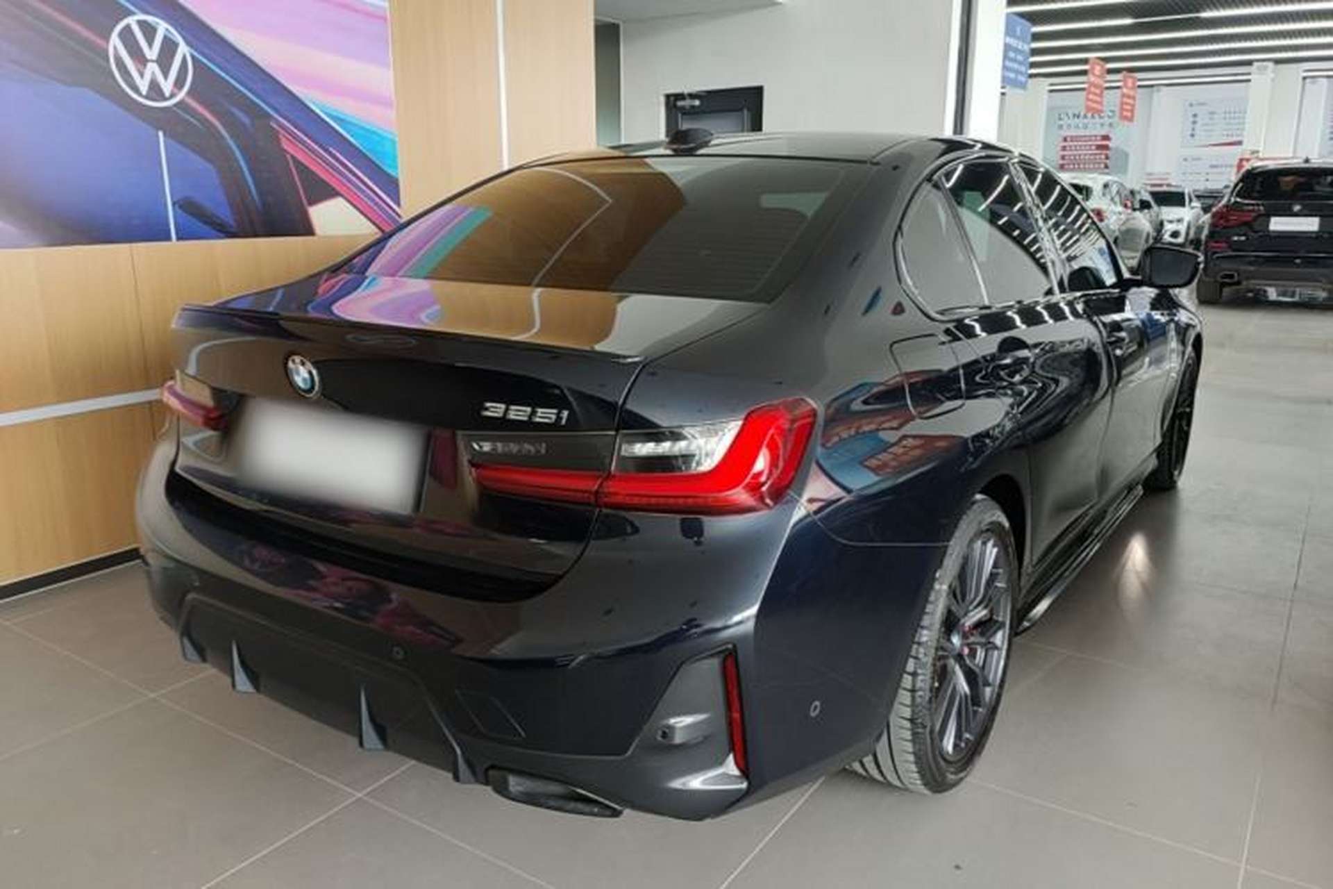 Used BMW 3 Series 2023 325i M Sport Night Edition Package Rear Right 45 Deg