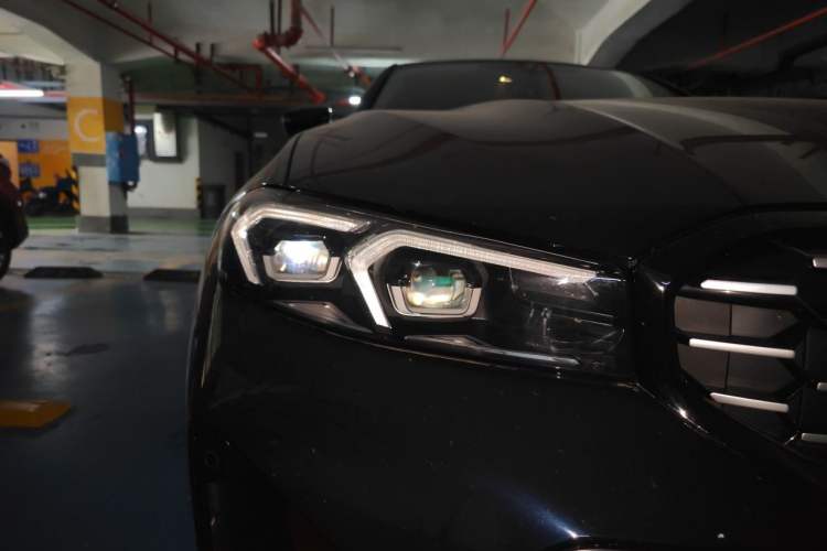 Used BMW 3 Series 2023 325Li M Sport Night Edition Package Right Front Headlight