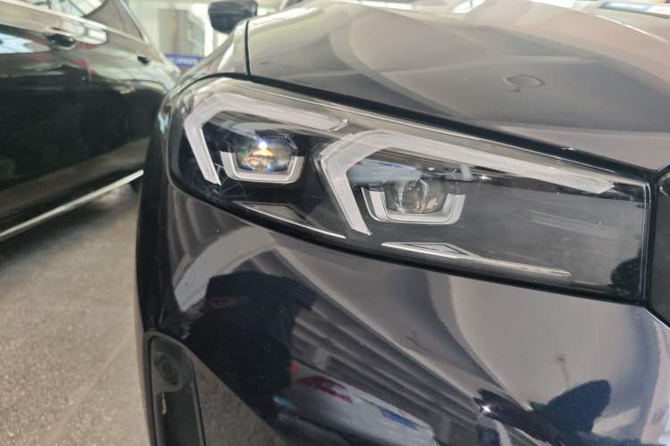 Used BMW 3 Series 2023 325Li M Sport Night Edition Package Right Front Headlight