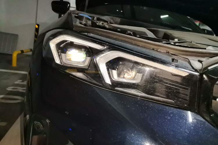 Used BMW 3 Series 2023 325i M Sport Night Edition Package Right Front Headlight