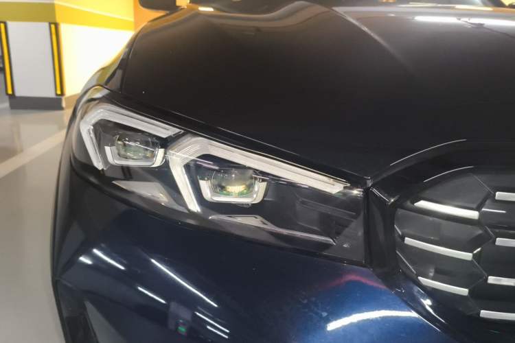 Used BMW 3 Series 2023 320Li M Sport Package Right Front Headlight