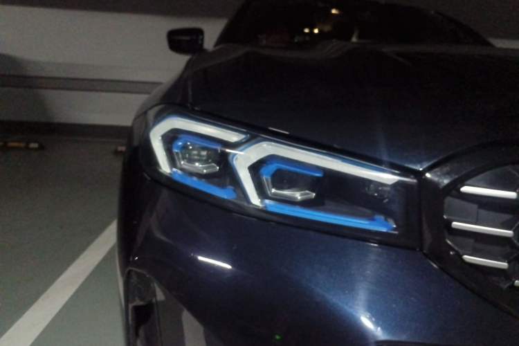Used BMW 3 Series 2023 330Li M Sport Night Edition Package Right Front Headlight