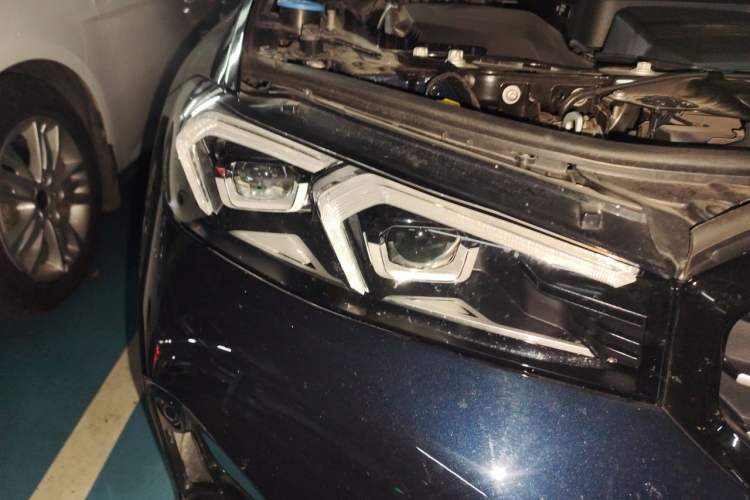 Used BMW 3 Series 2023 325Li M Sport Night Edition Package Right Front Headlight