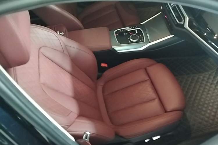 Used BMW 3 Series 2023 325Li M Sport Night Edition Package Right Front Seat