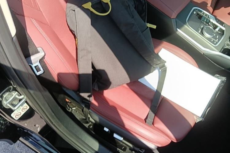 Used BMW 3 Series 2023 325i M Sport Package Right Front Seat