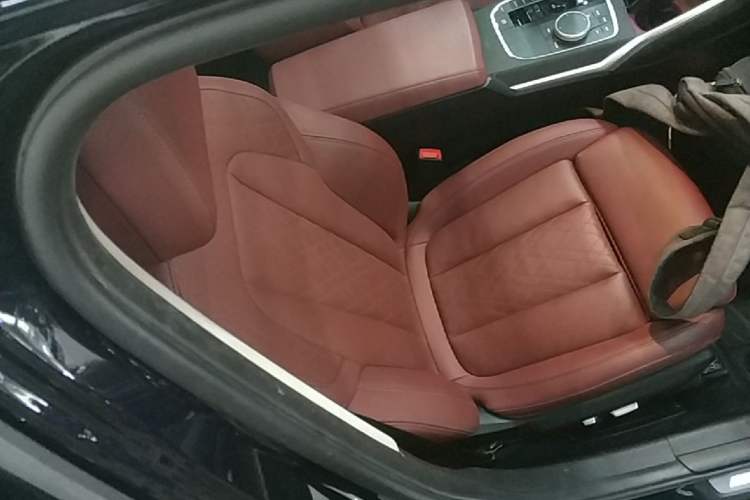 Used BMW 3 Series 2023 325Li M Sport Night Edition Package Right Front Seat